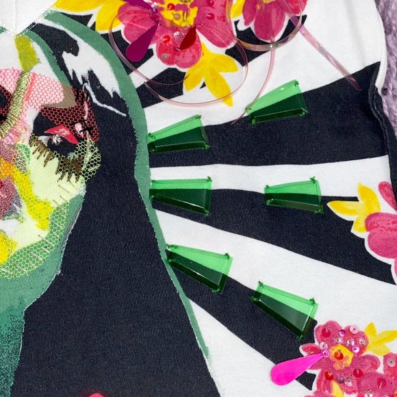 VTG Christian Dior John Galliano 2005 Y2K Dolls Graphic Embellished Tee Shirt - Picture 11 of 14